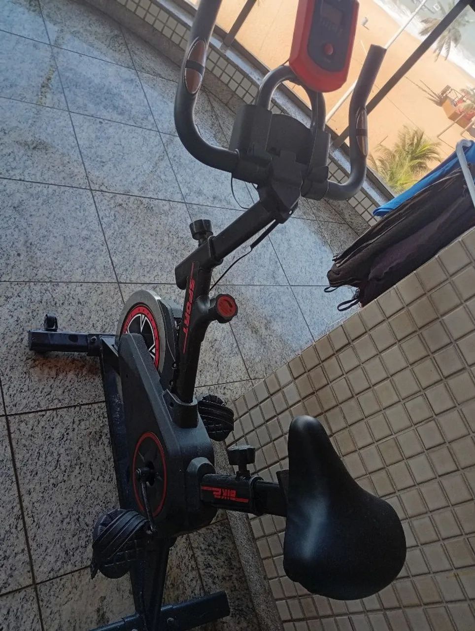 Uma bicicleta de malhação  - Foto 2