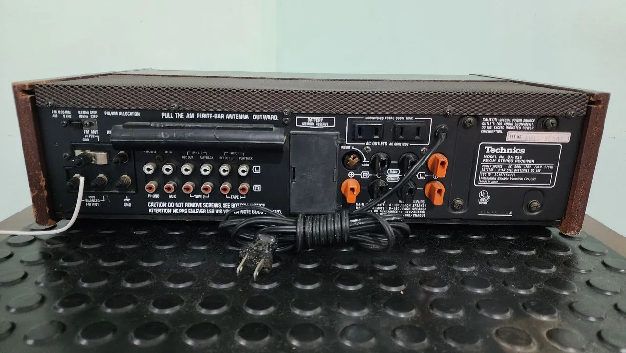 Receiver Technics SA-225  - Foto 2