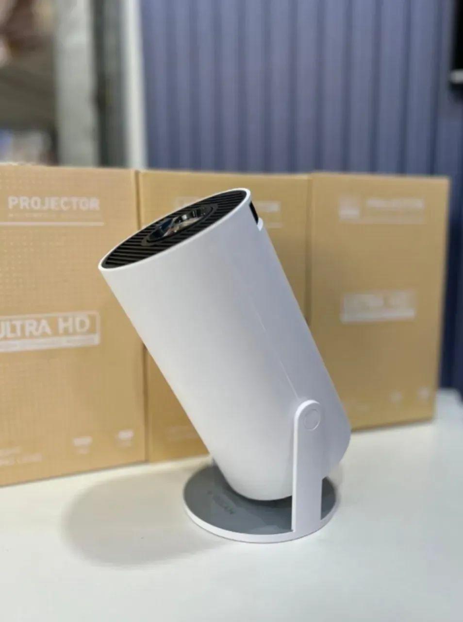 Projetor HY300 4K - Android 11 - Wi-Fi e Bluetooth 5.0 - Foto 4