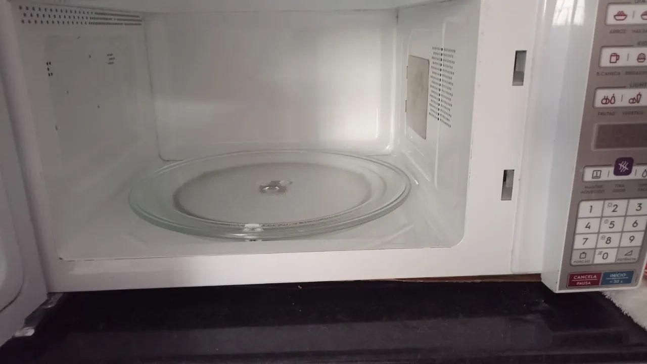 Microondas Eletrolux 43l - Foto 2