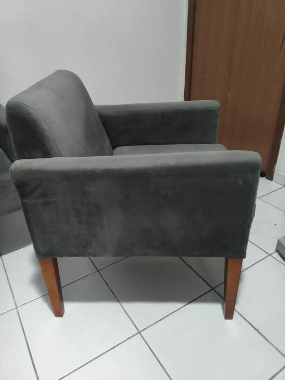 POLTRONAS EM VELUDO - Foto 2