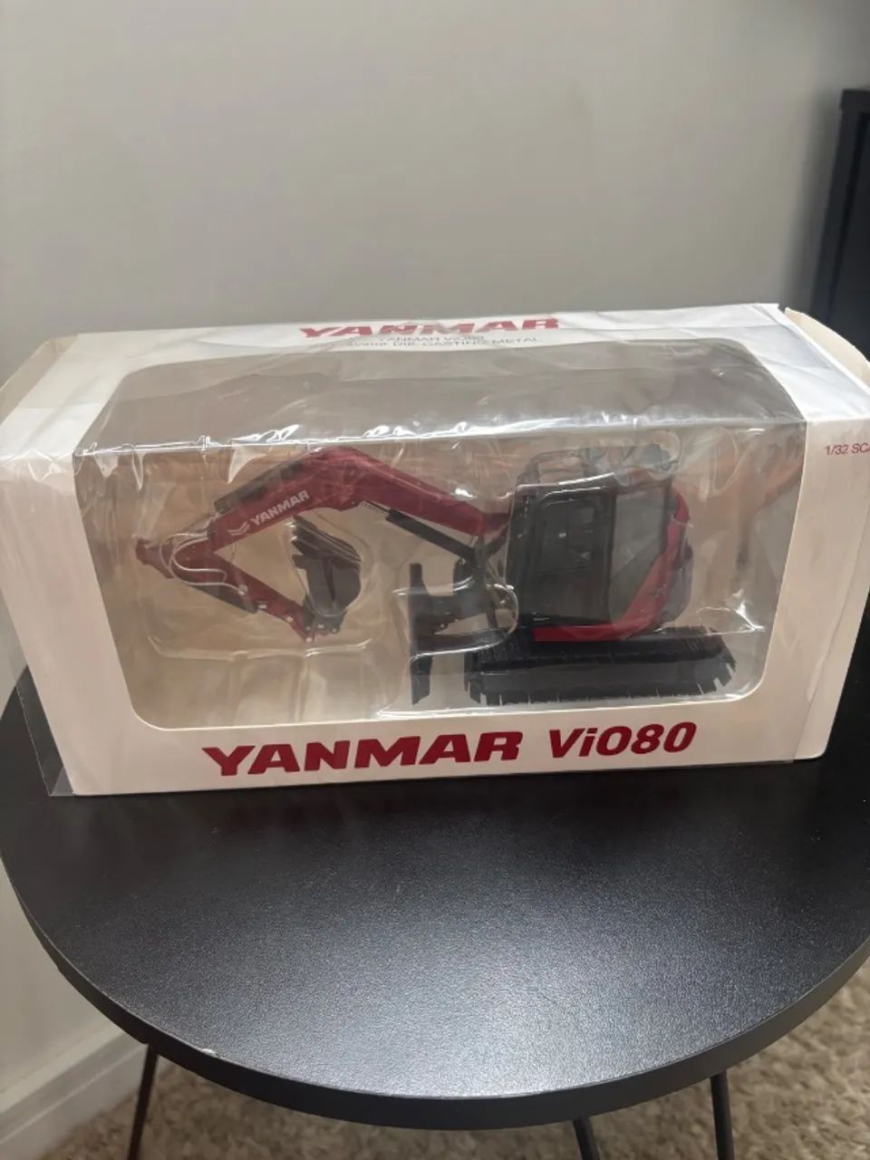 Miniatura Escavadeira Yanmar Vi080 - Brinquedos e Jogos - Jardim