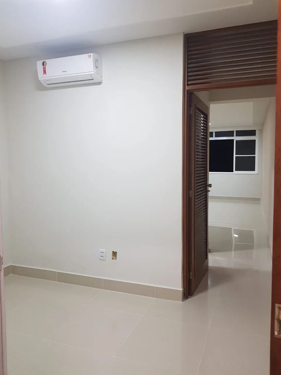 SALA COMERCIAL PRONTA PARA USO NO CENTRO DE BELÉM - Foto 2