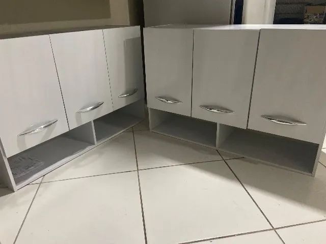 2 Armários aéreo 3 portas