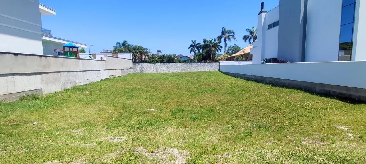 Terreno com 509,40m² nos Ingleses. - Foto 3