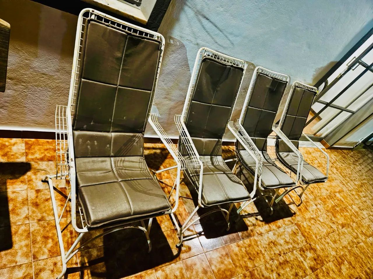 4 Cadeiras de ferro  - Foto 2