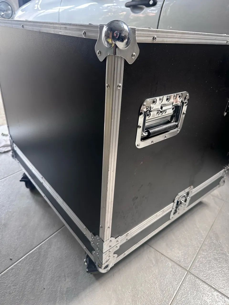 Case para caixa de subgrave 