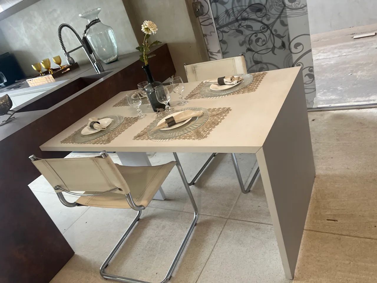 Mesa branca de Mdf  - Foto 2