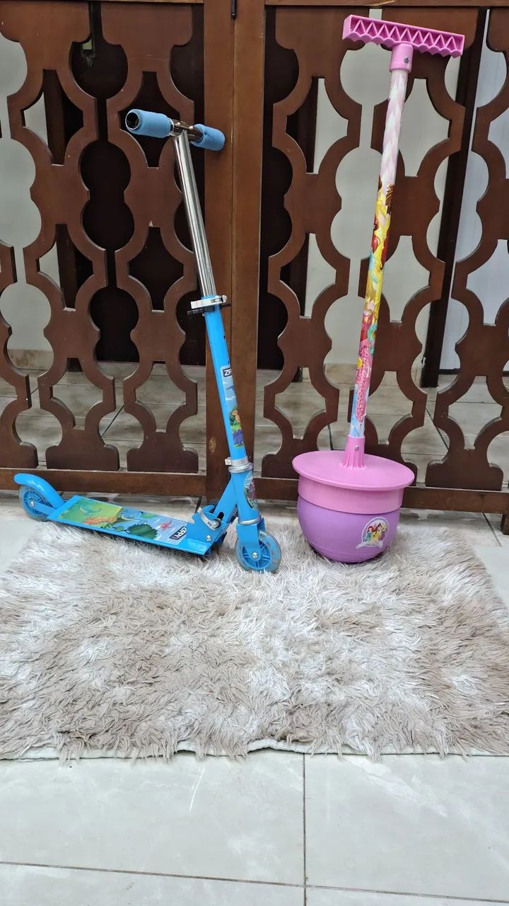 Patinete + pula pula infantil 