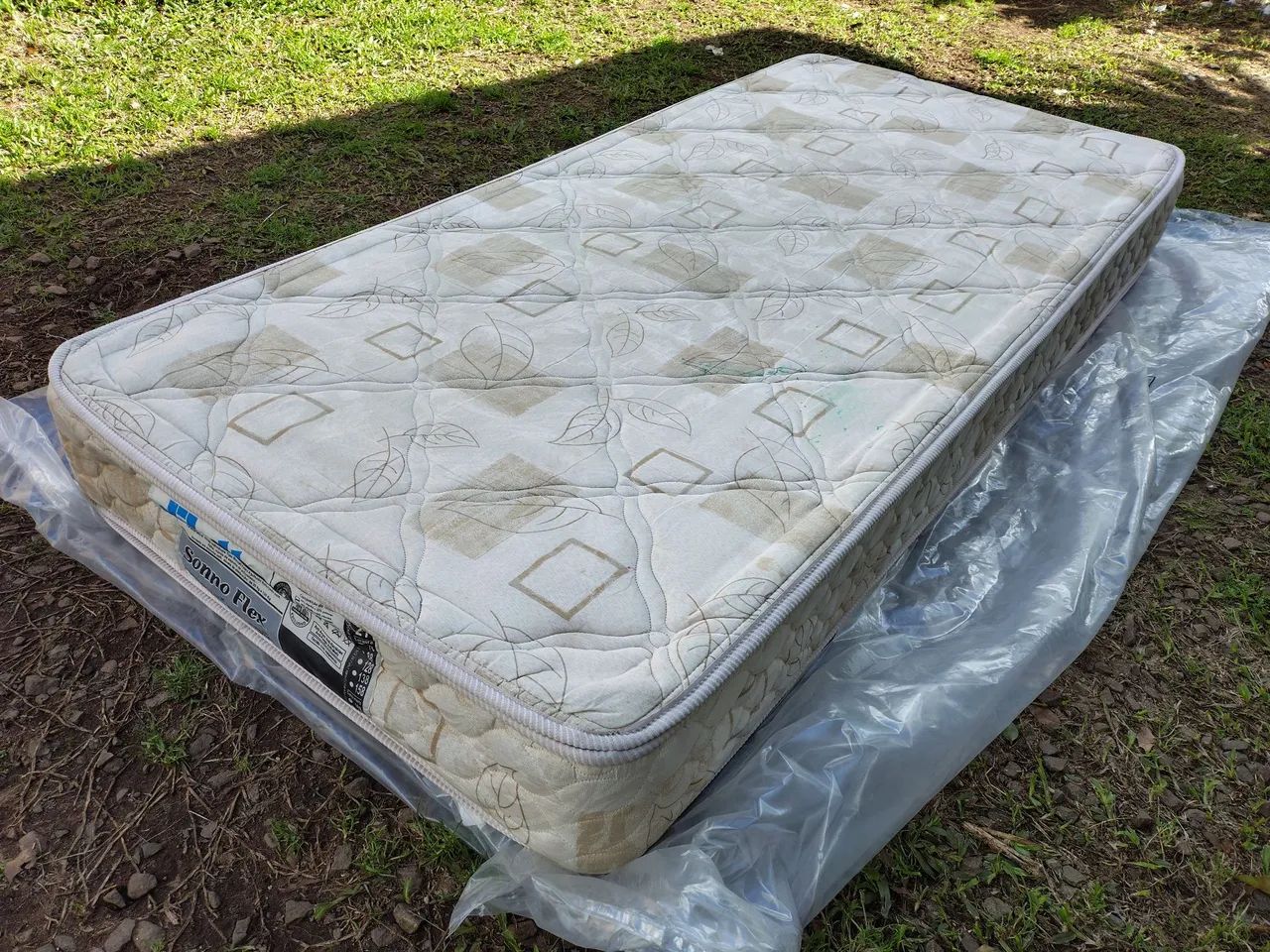 Com entrega colchão solteiro molas simples  - Foto 4