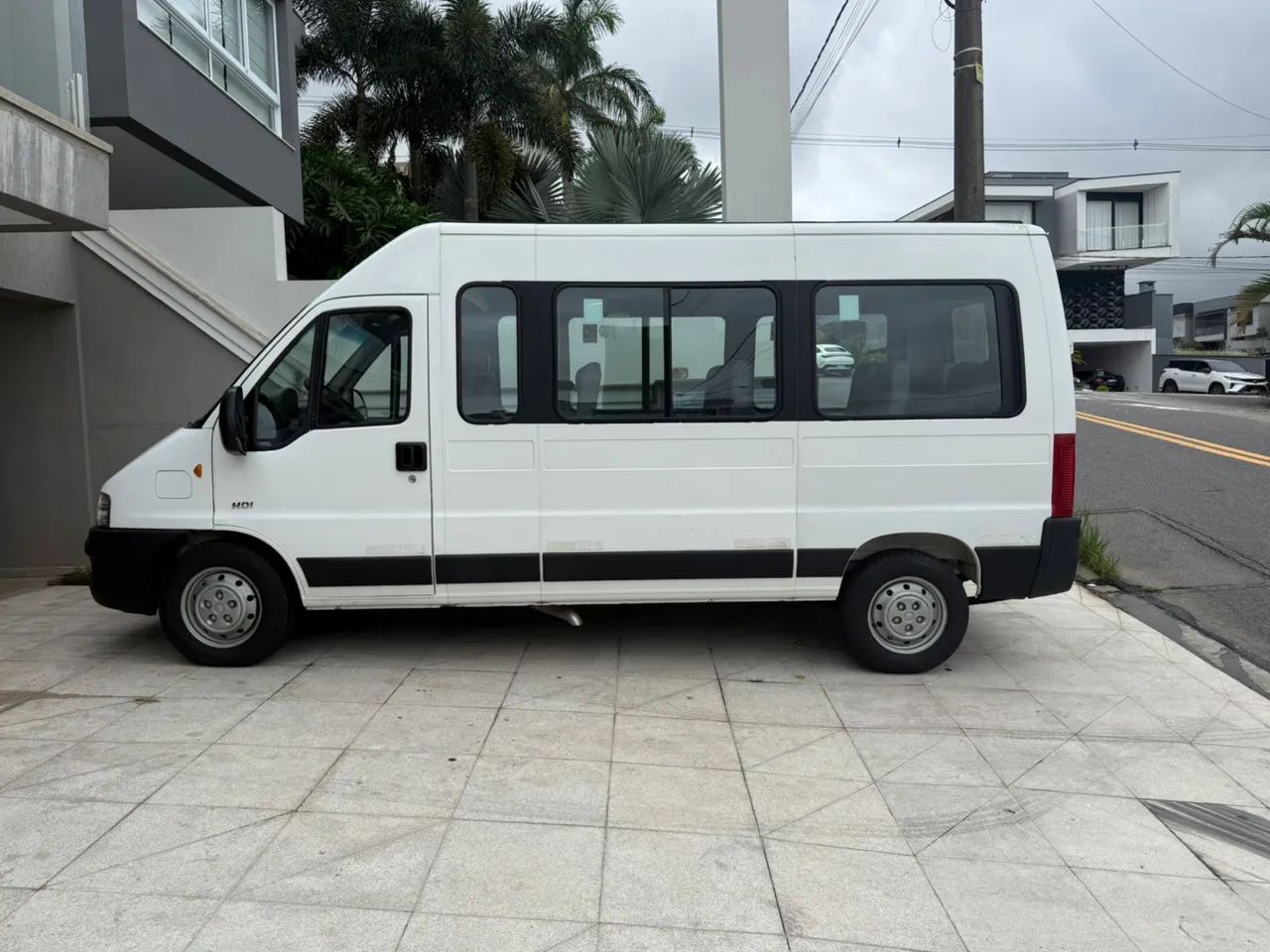 Peugeot Boxer BOXER 2.3 LH EXECUTIVE 15/16L TB DIESEL 2014
