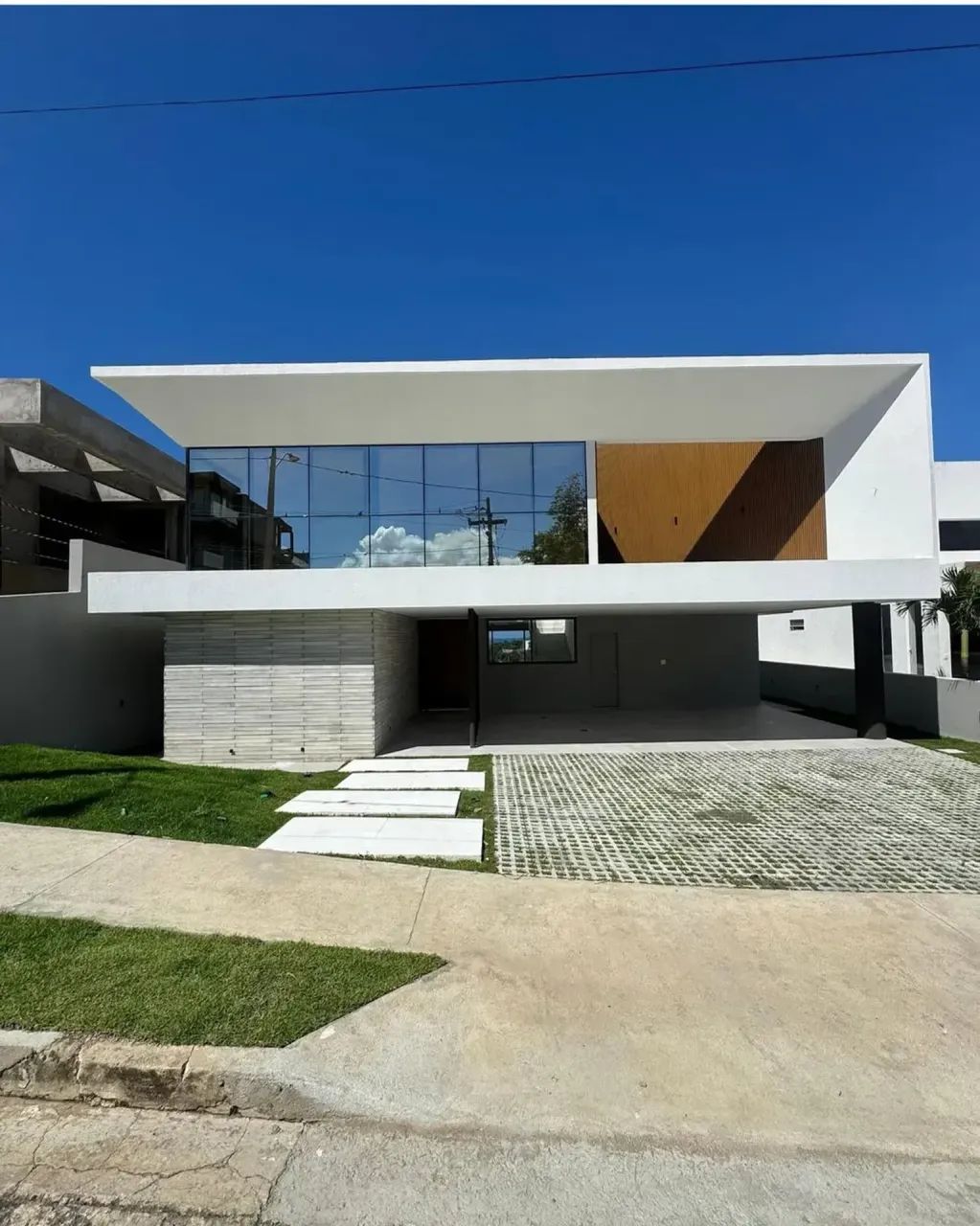 Cond Atlantis Casa com vista mar com  620m2  com 5 suítes em Garça Torta - Maceió - AL