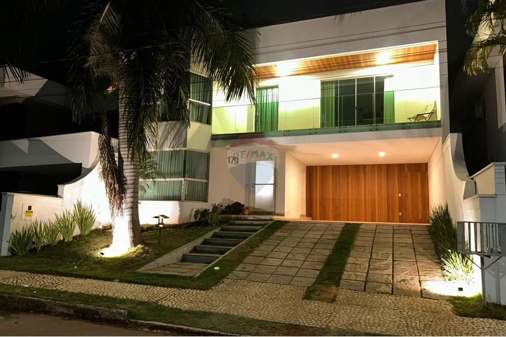 "Casa Luxo em Lavras: Conforto e Sofisticação!" - Foto 2