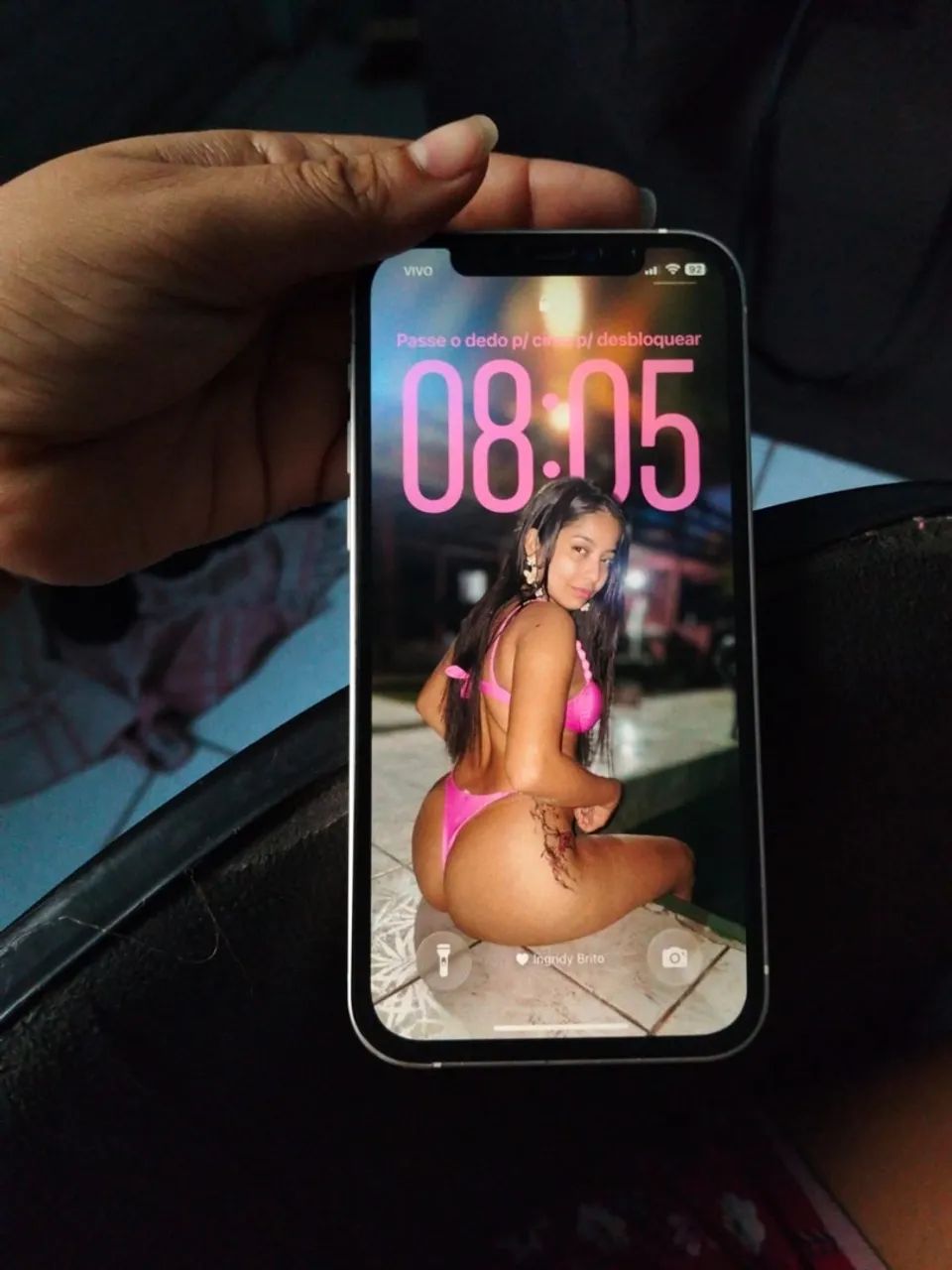 Vendo um iPhone 12 seminovo  - Foto 4