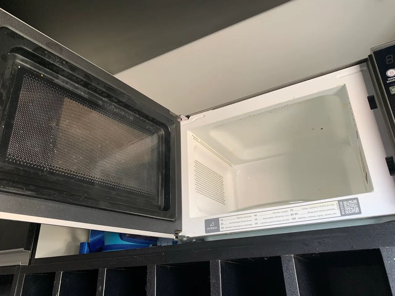 Micro-ondas Electrolux MT305 20L - Foto 2