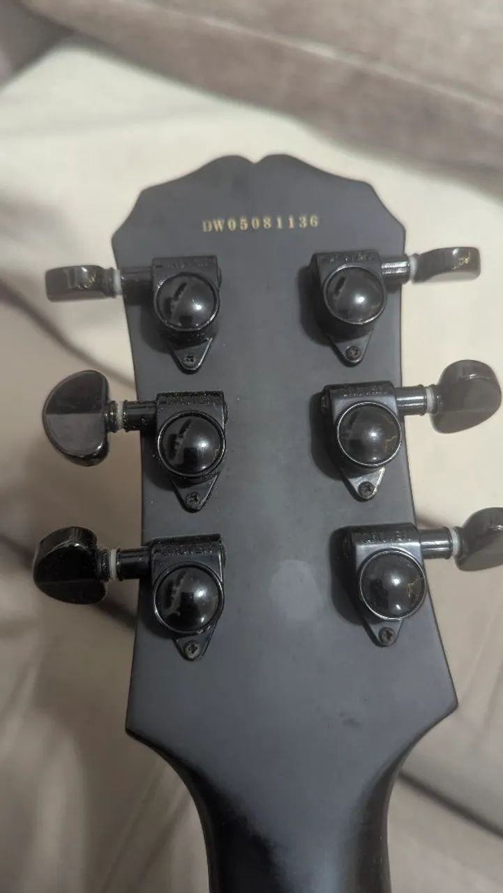 Guitarra Epiphone Les Paul Studio Gothic - Foto 5