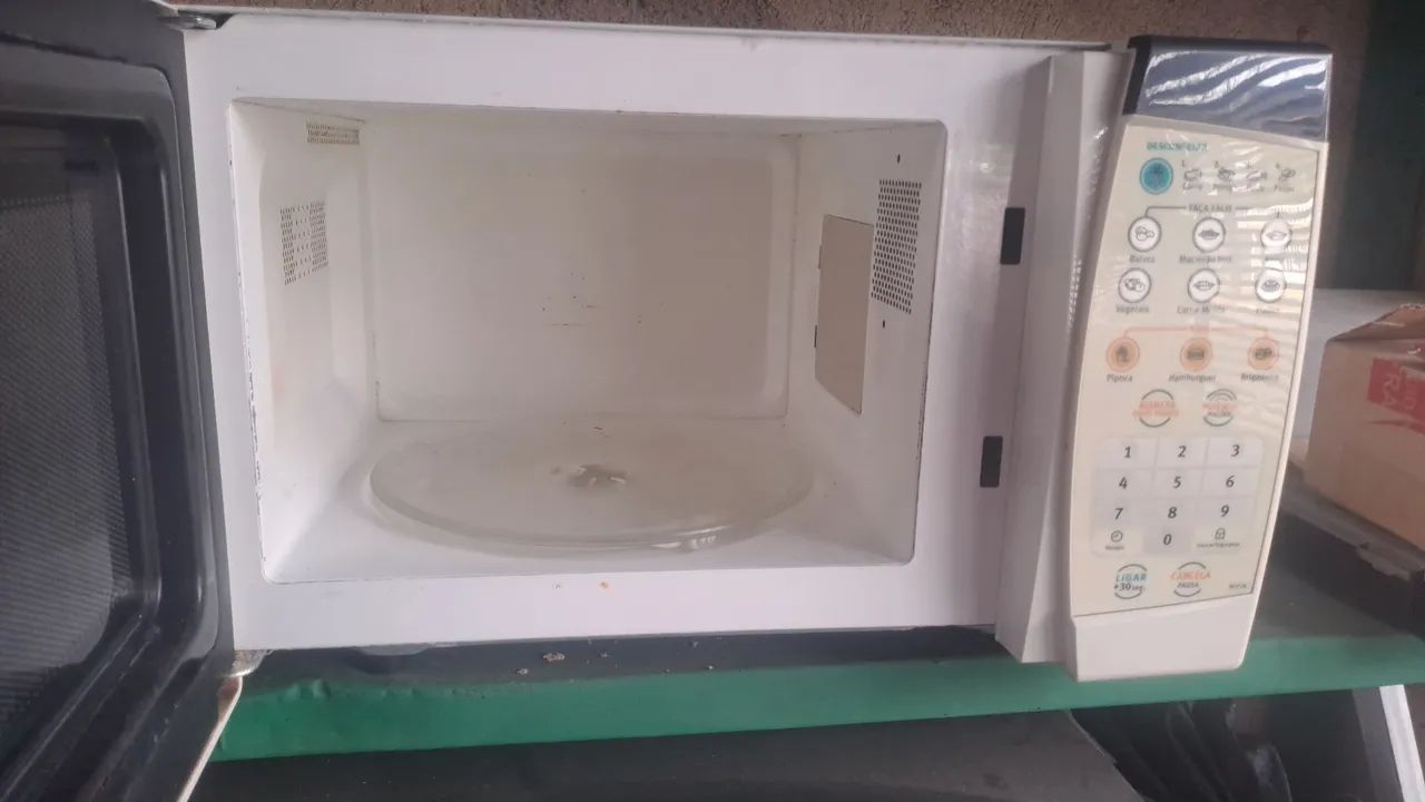 Microondas Eletrolux 18l - Foto 2