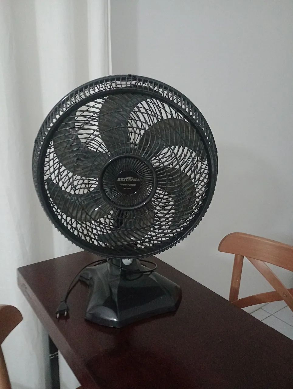 Vendo ventilador grande semi novas com 3 meses de uso  - Foto 3