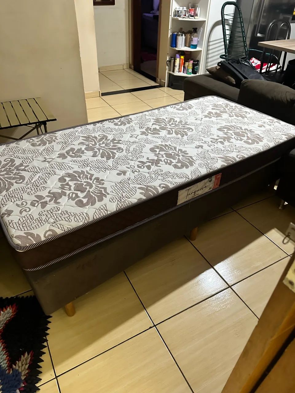 Cama Box Solteiro + colchão Prorelax - em ótimo estado 