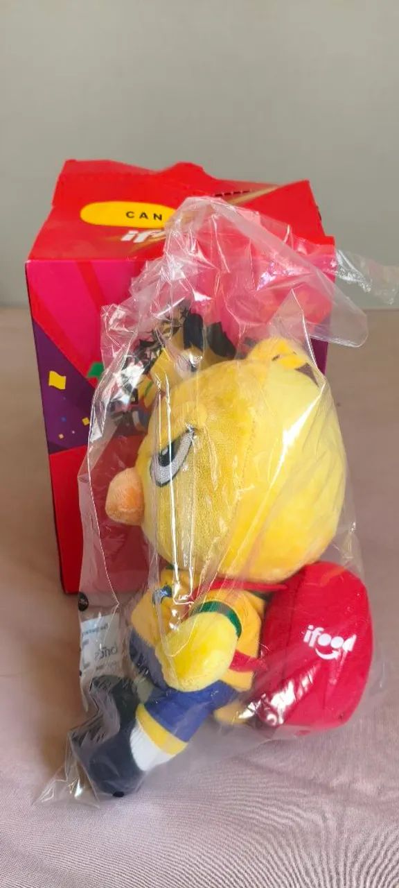 Pelúcia colecionável do ifood (Canarinho de 1970) - Foto 2
