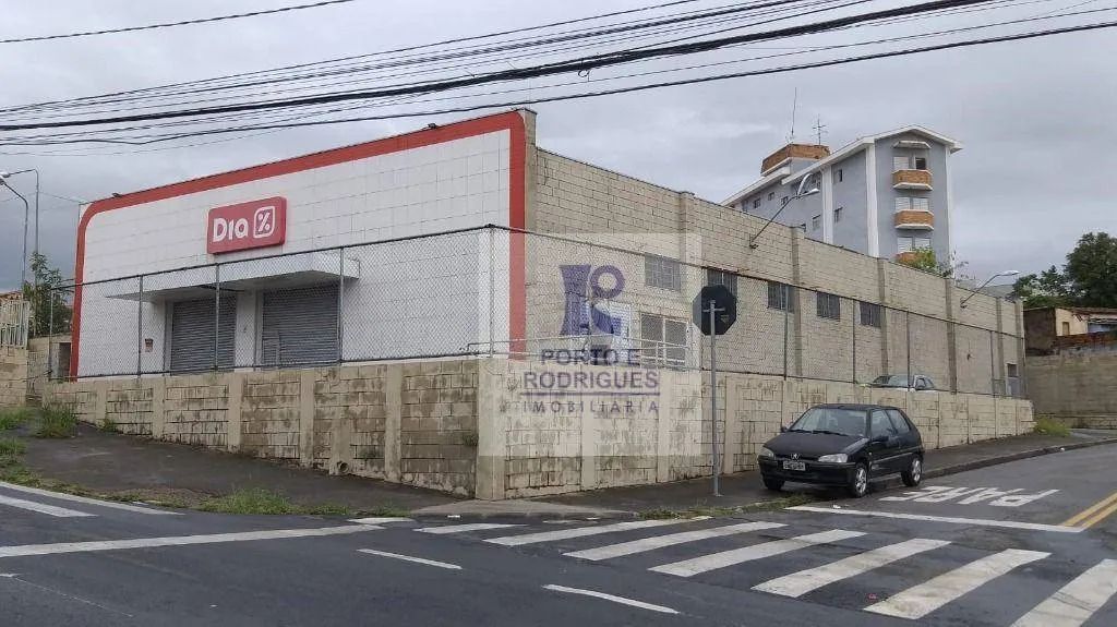 Barracão para locação com 646,34 mt² de loja
