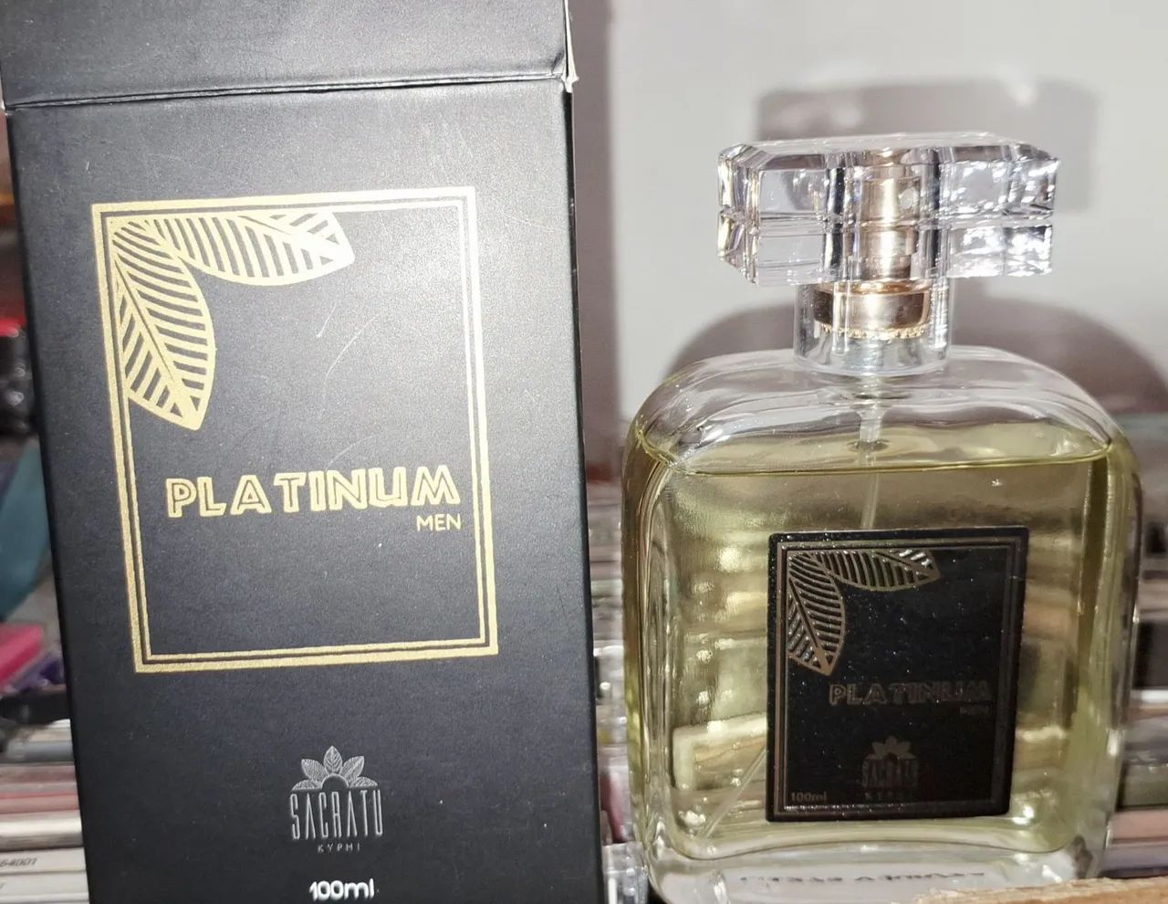 Perfume Sacratu Platinum - 212 Carolina Herrera - Foto 4