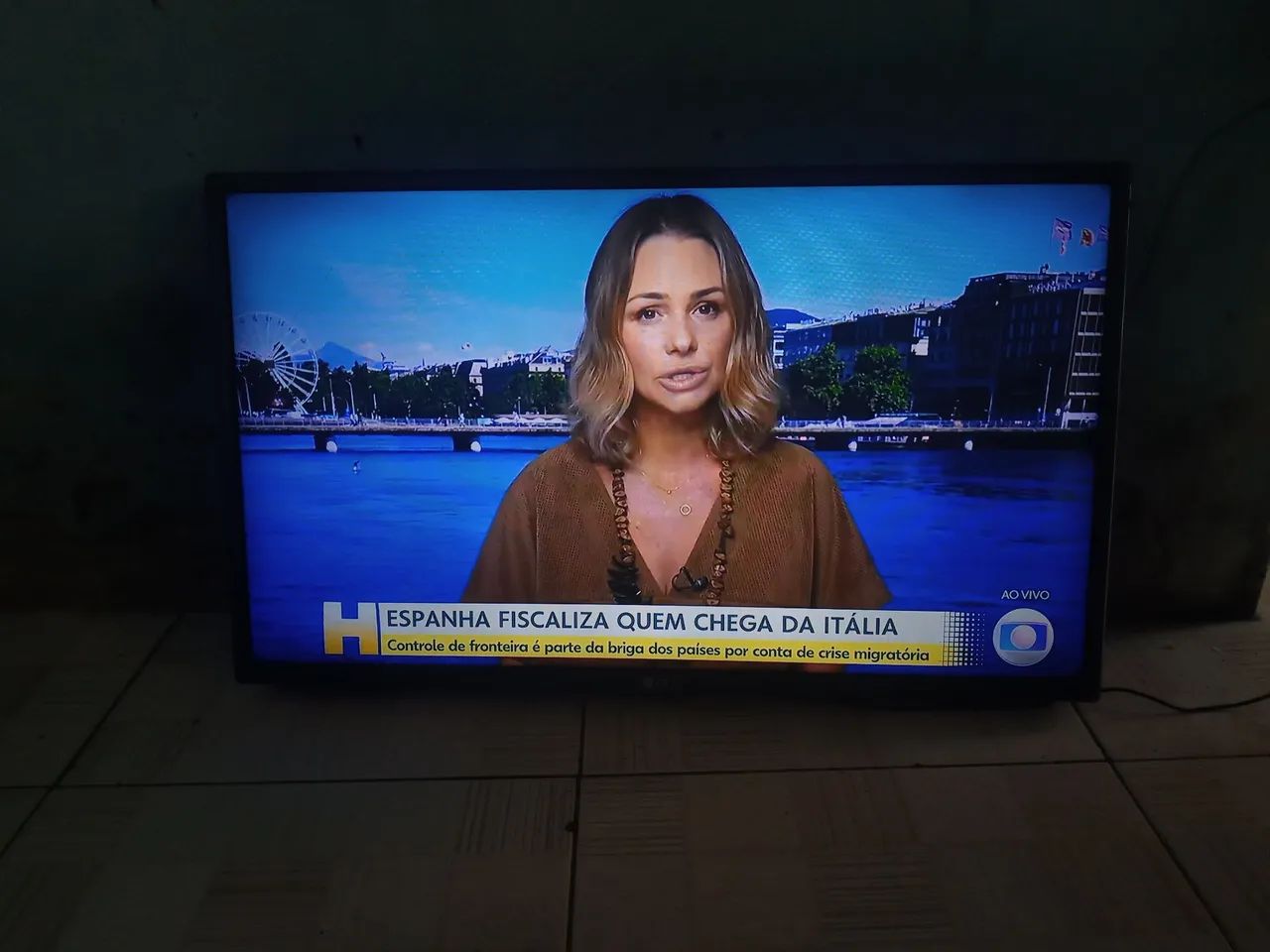 Tv Lg "32" Polegadas - Foto 4