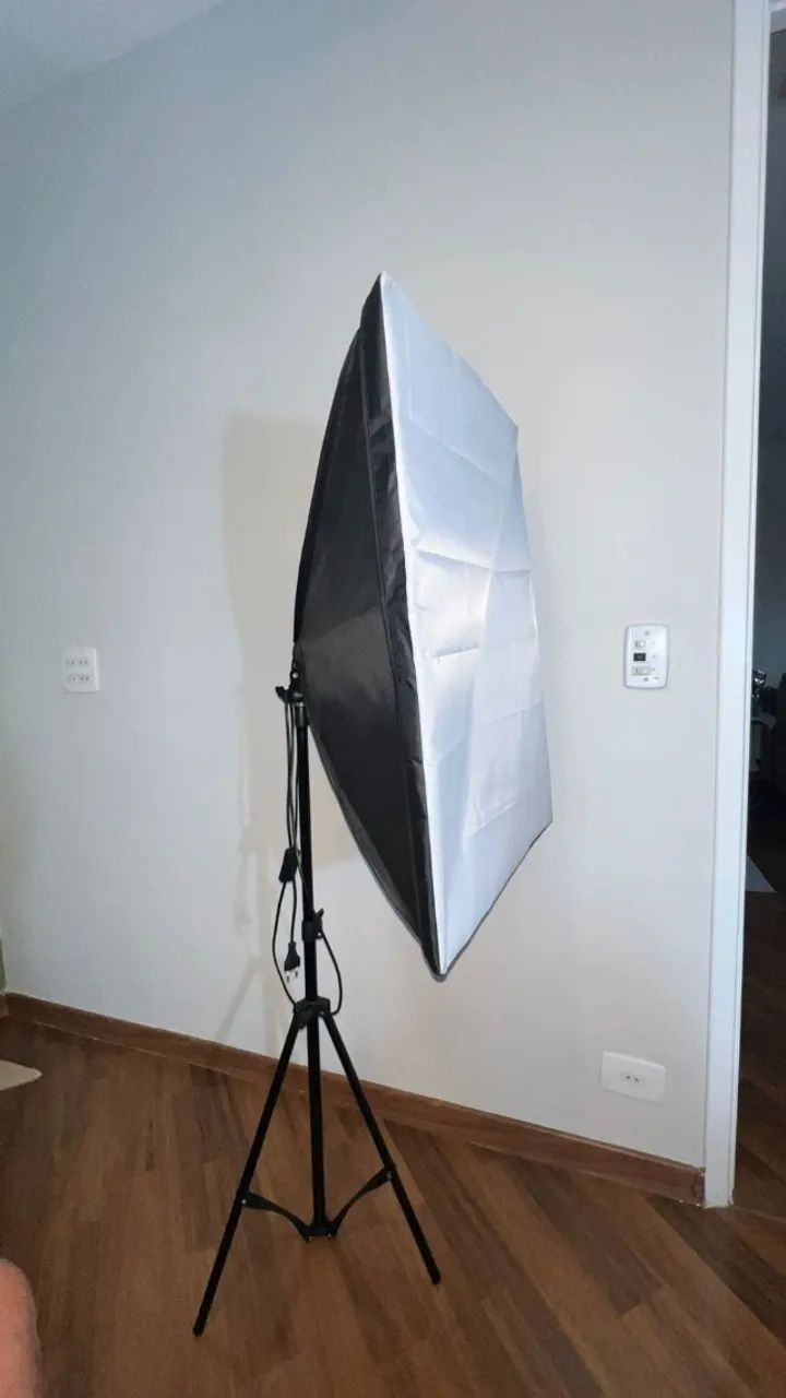 SOFTBOX/RINGLIGHT COM TRIPÉ