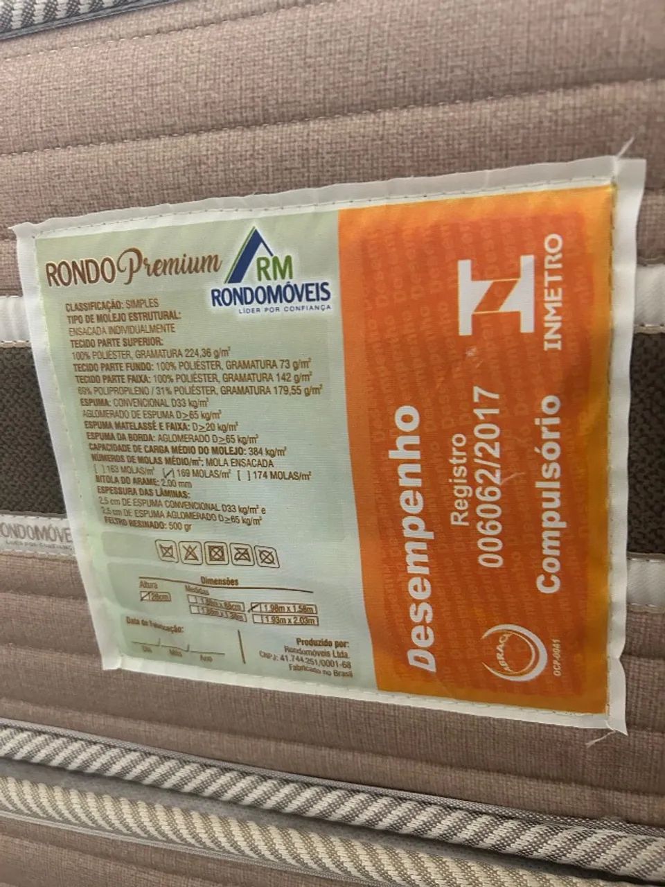 Cama casal queen completa (a base não é baú) - Foto 2