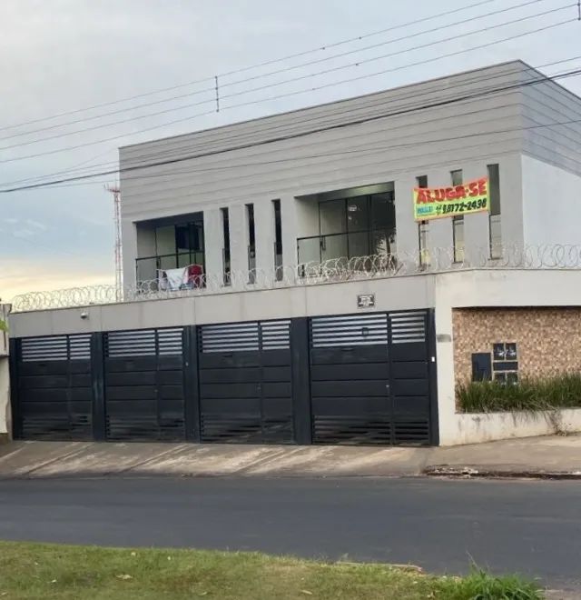 Aluga-se Ap. de 3 quartos Jd das América - Anápolis. Ctt: *