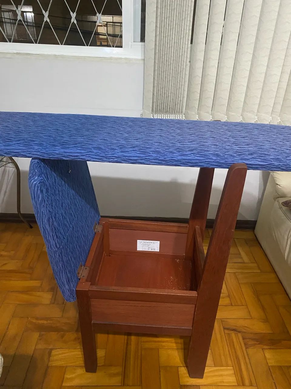 Cadeira que vira tábua de passar - Foto 2