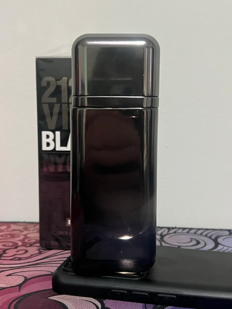 Perfume 212 vip black elixir 100ml - Foto 2
