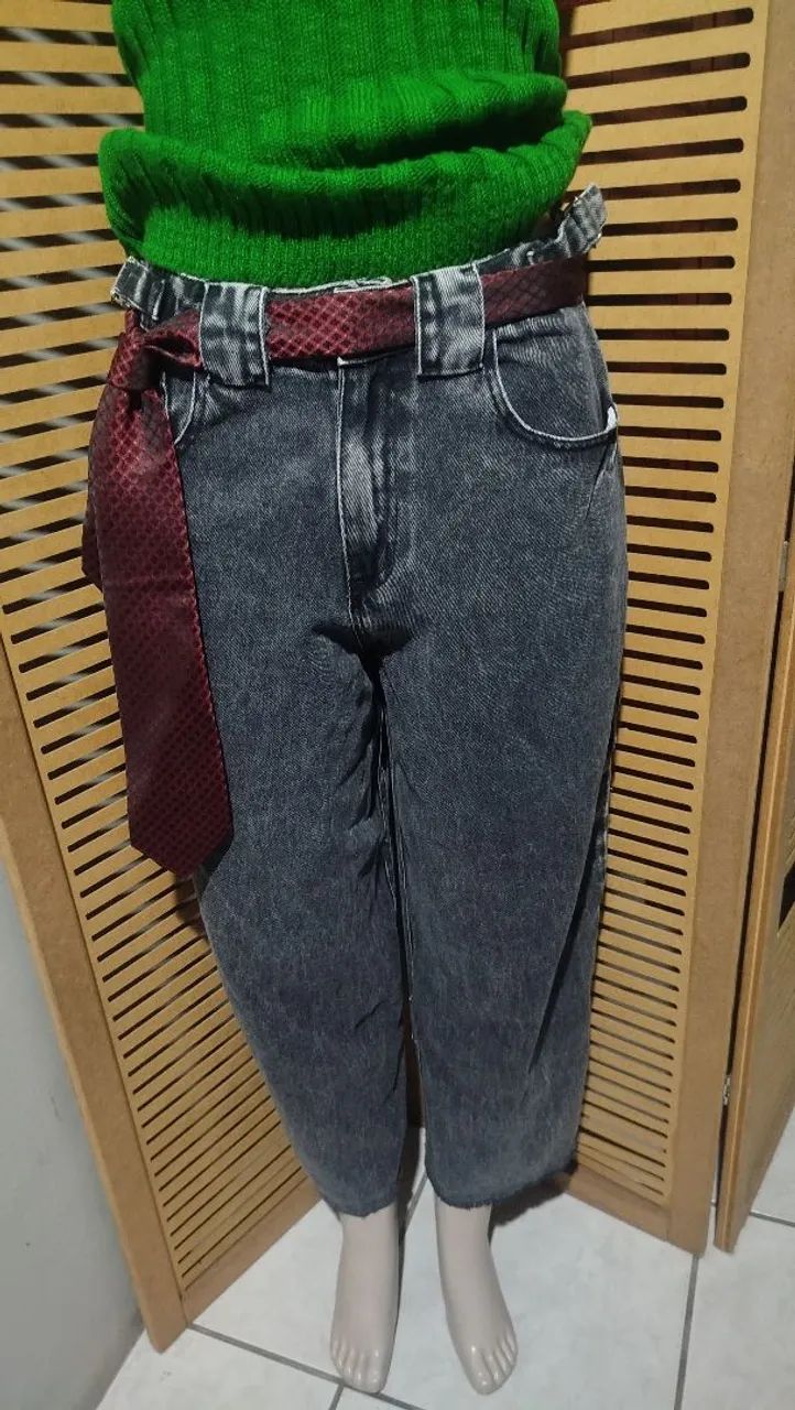 Calça jeans feminina,modelo mom nr 38 - Foto 4