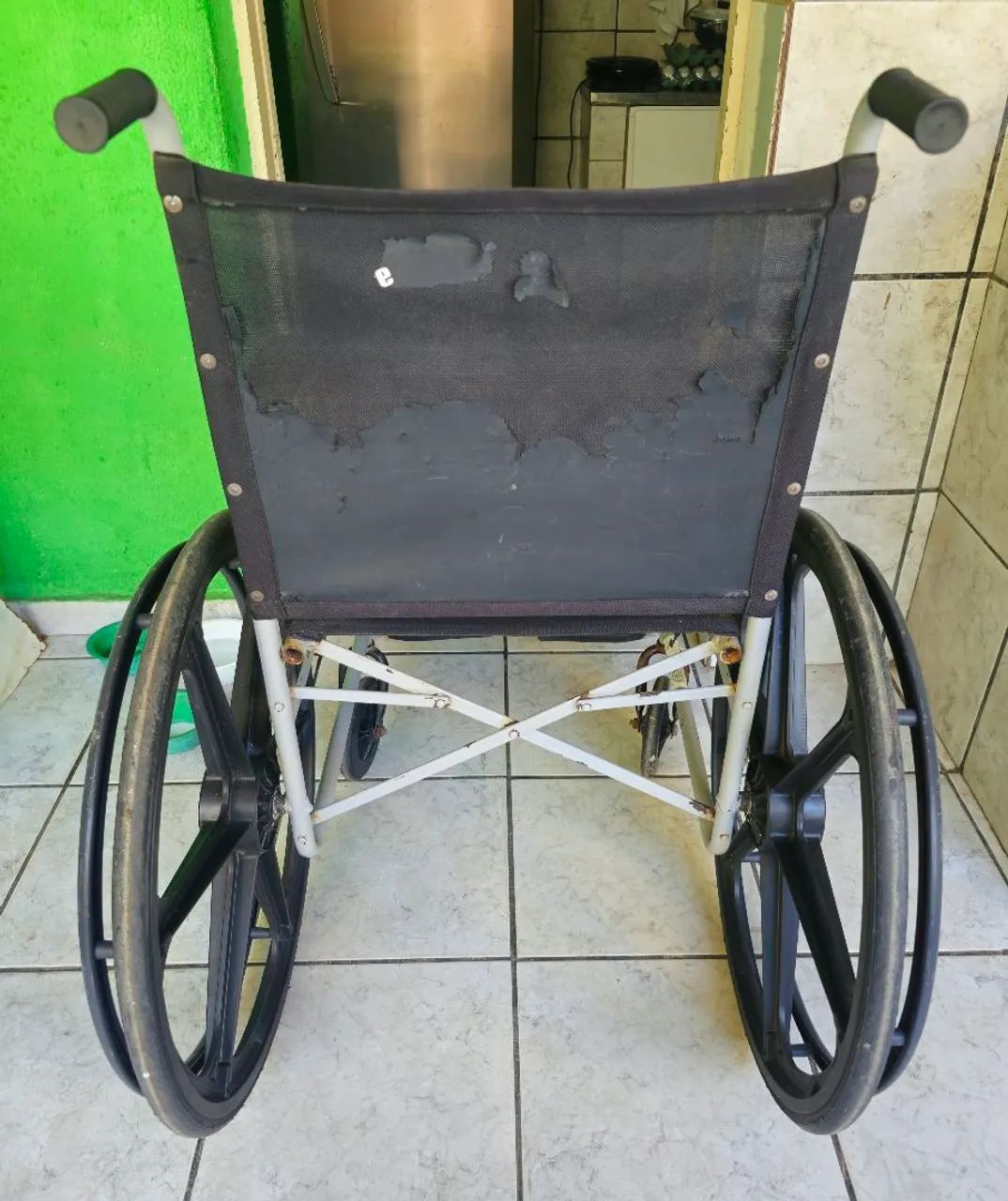 Cadeira de roda - Foto 2
