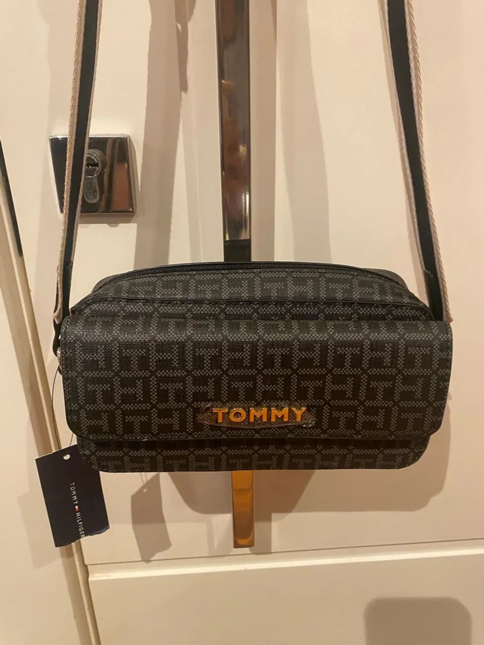 Bolsa Tommy Hilfiger Original Transversal Nova - Foto 3