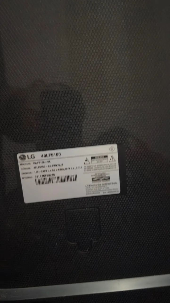 Televisão LG 49 polegadas ótimo para assistir um filme ou laser - Foto 3