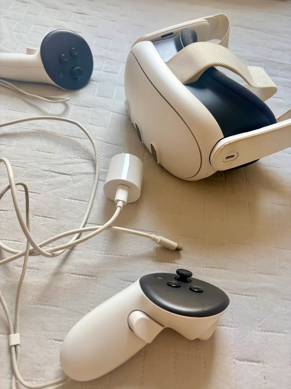 Óculos VR Meta Quest 3 - Foto 3