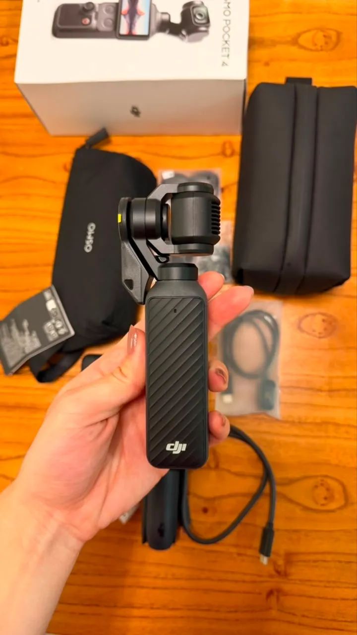 Câmera Osmo DJi pocket 4 COMBO CREATOR