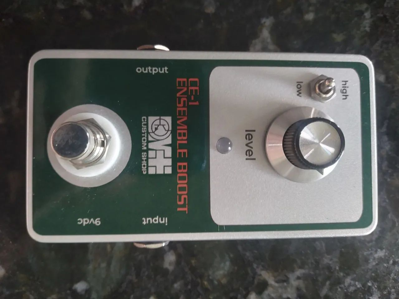 Pedal DMT Custom Shop - Ensemble Boost - CE_1 - Foto 2