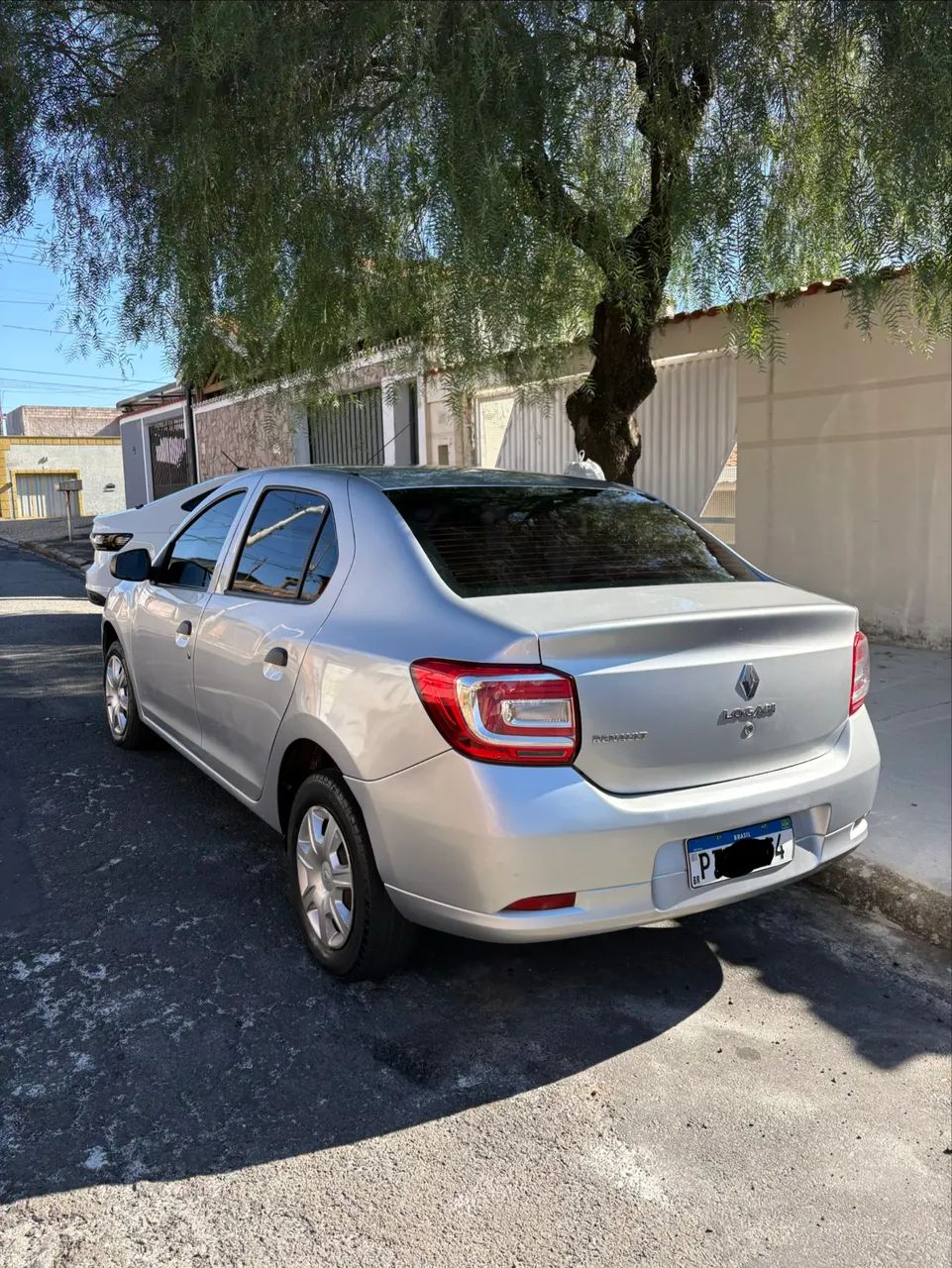 Renault Logan Authentique Flex 1.0 12V 4P 2018 - Foto 2