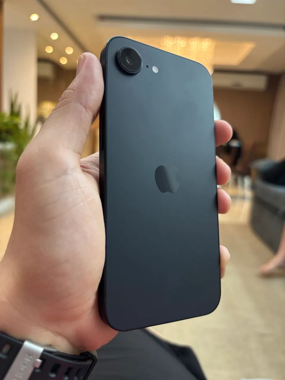 Iphone 16e na garantia  - Foto 5