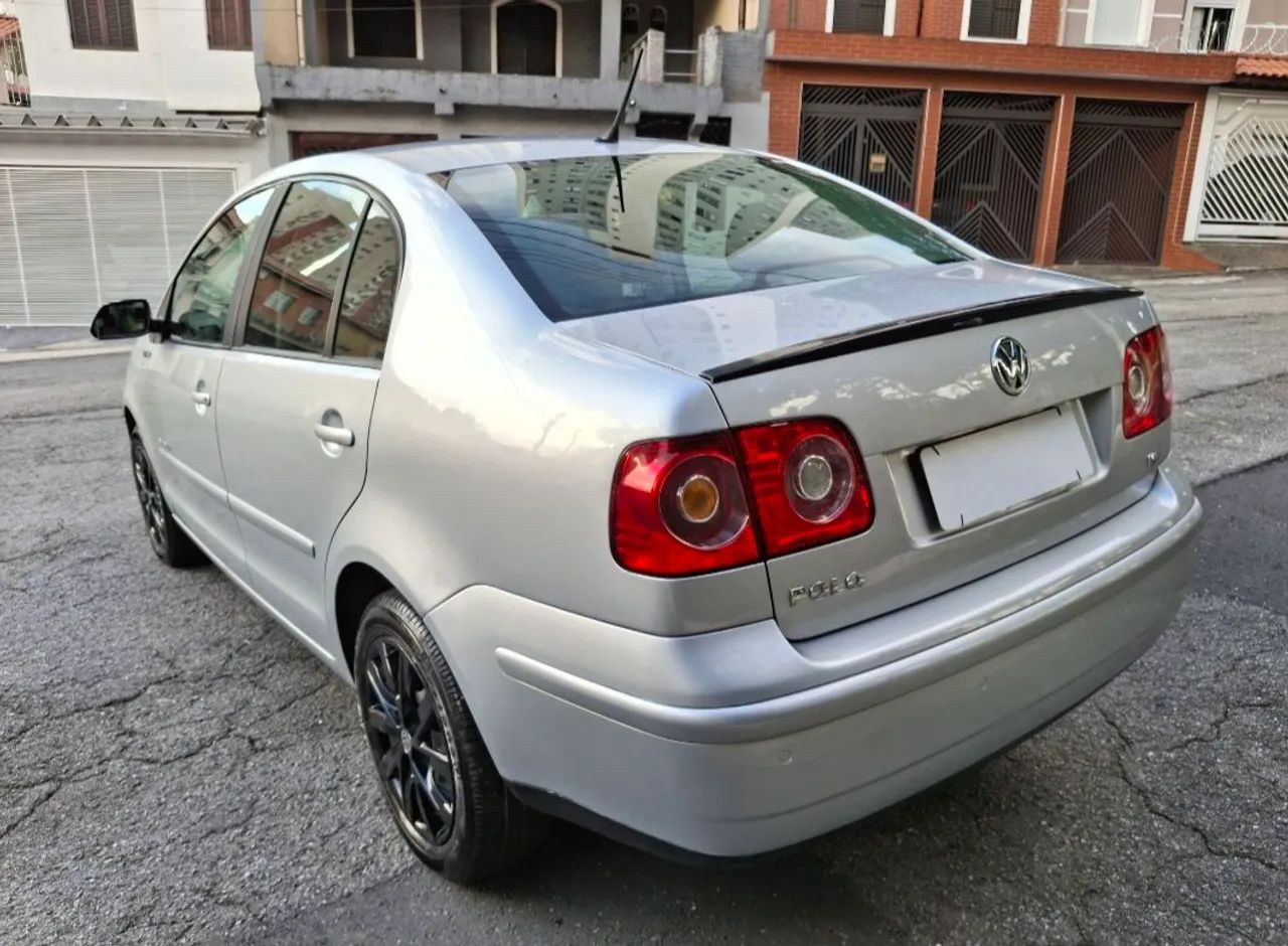 Volkswagen Polo Sedan 1.6 Mi Total Flex 8V 4p, foto 6 de 20