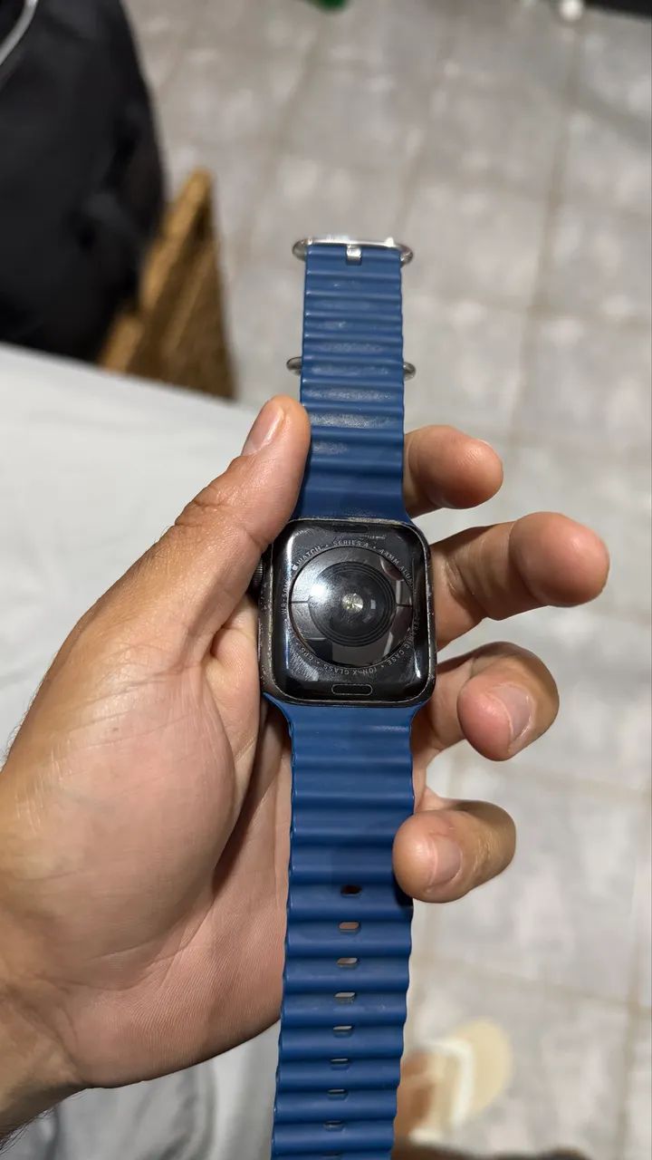 Apple Watch Gen 4 44mm GPS e celular  - Foto 2