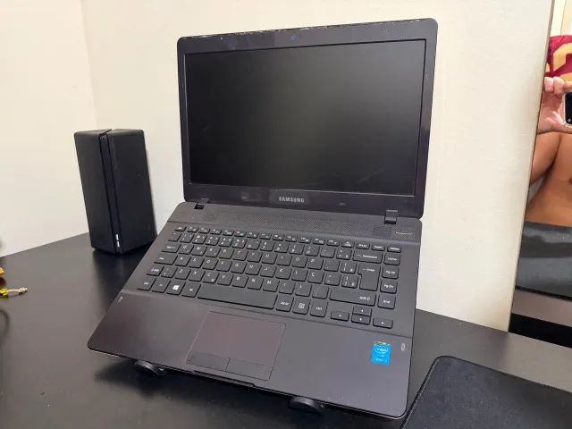 Notebook Samsung i3 5005U + 8gb + SSD - Foto 2