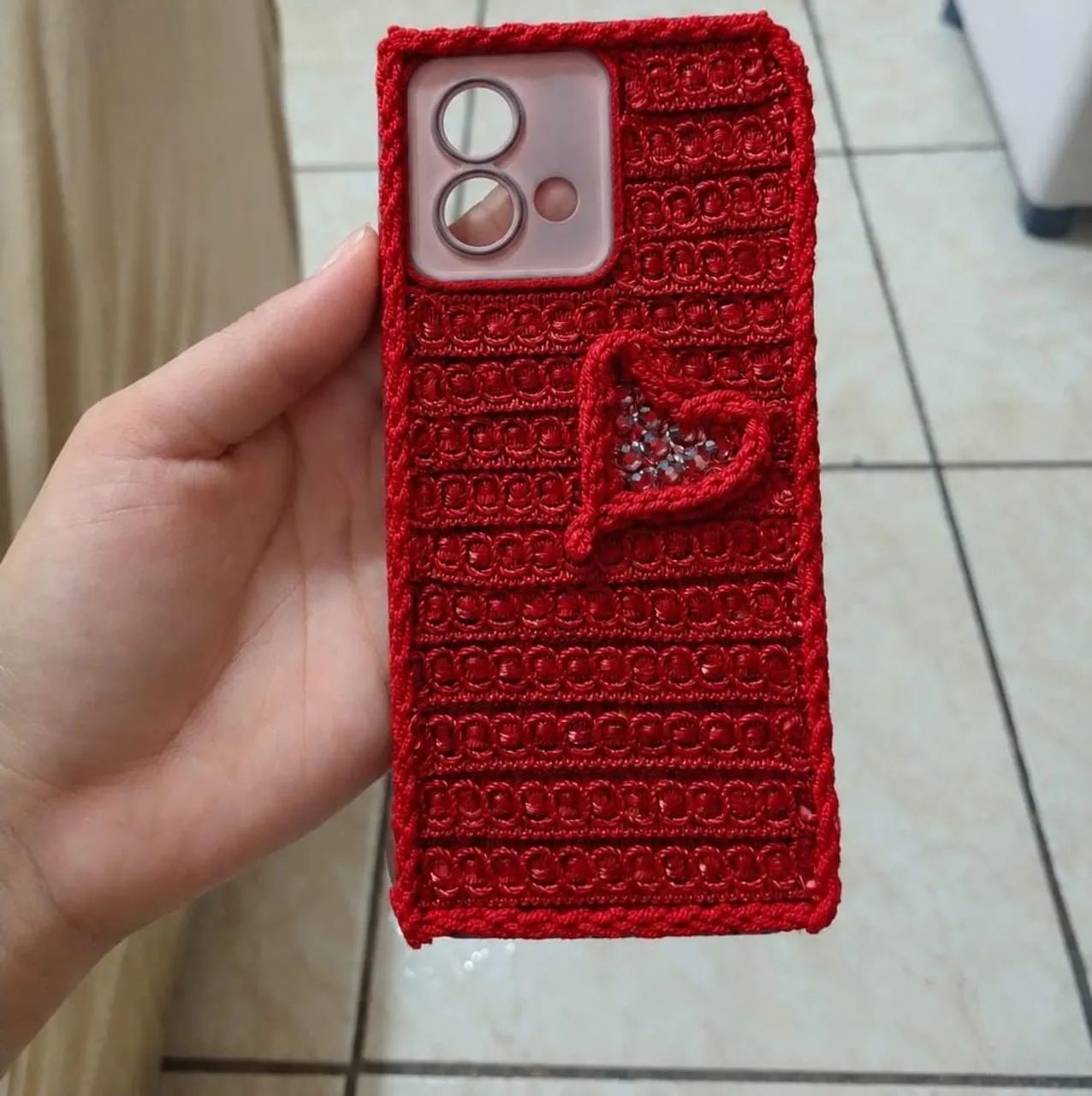 CAPINHA DE CROCHÊ ARTESANAL COM CORAÇÃO - Foto 3