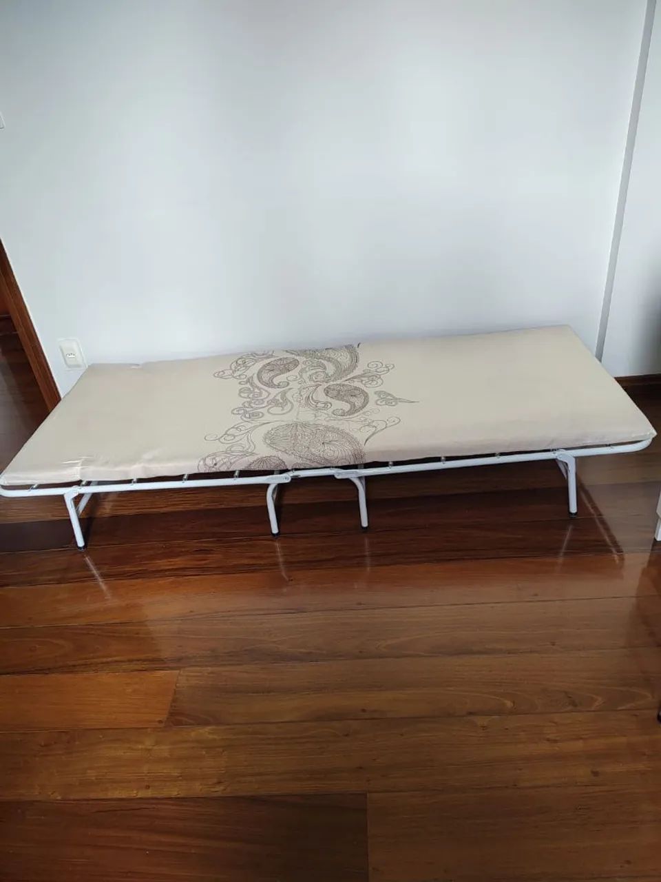 Cama de solteiro dobravel (camping) - Foto 3