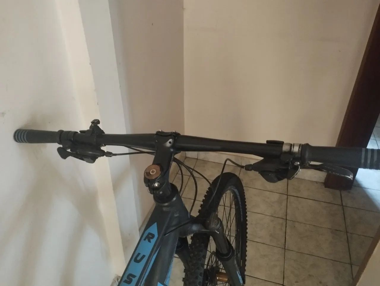 Bicicleta Rush Hammer aro 29 - Foto 3