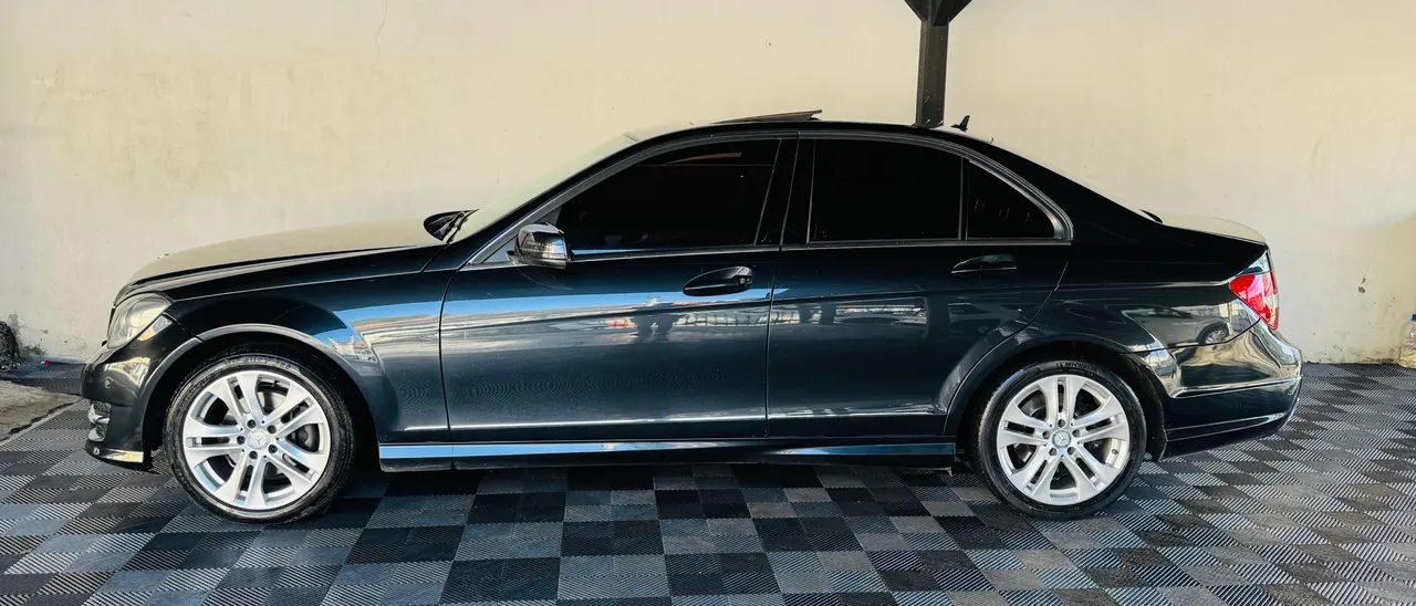 Mercedes-Benz C-200 CGI Sport 1.8 TB 16V 184cv Aut. 2014