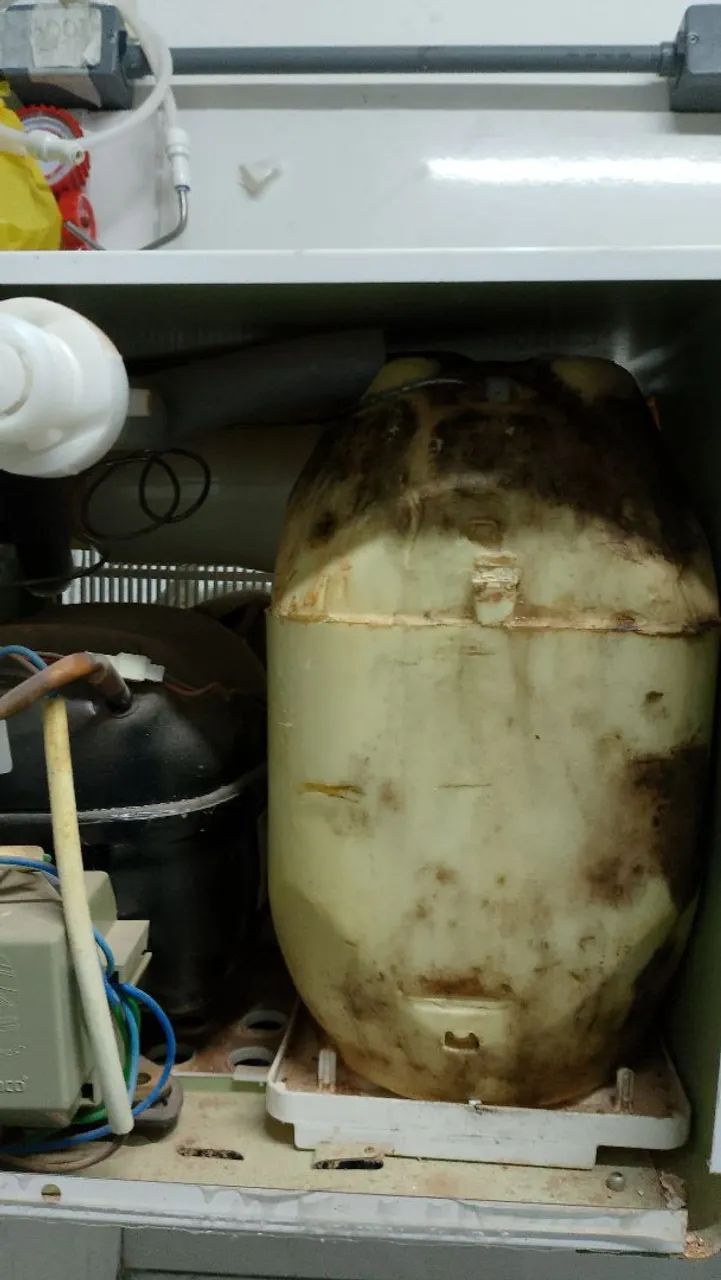 Técnico de enfermagem de água 