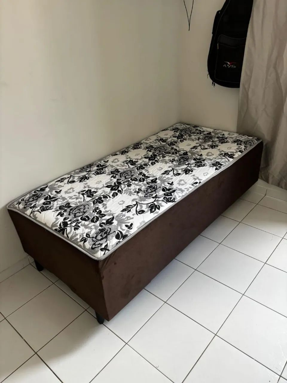 Cama box de solteiro espuma <br>Valor: 470,00
